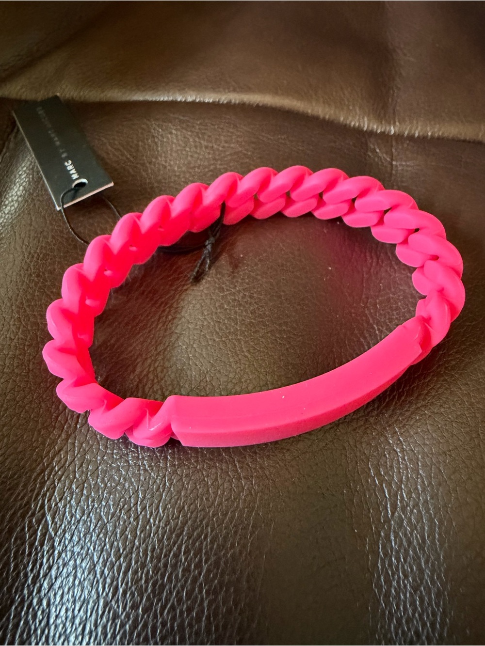 Marc by Marc Jacob Knockout Pink Silicone Bracelet NWT Retail $28